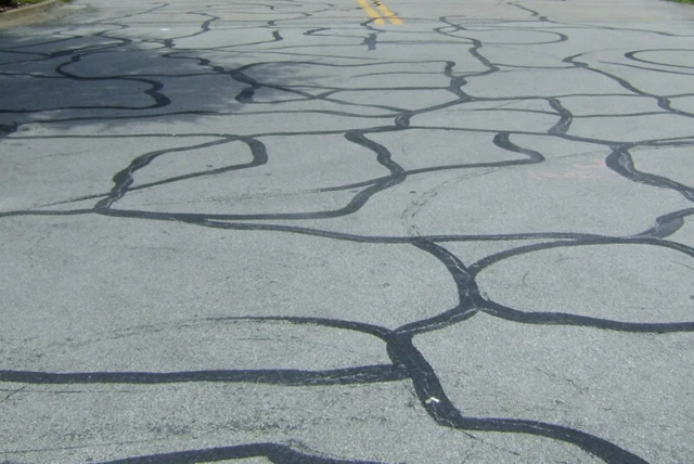 asphalt parking lot repair service 4a